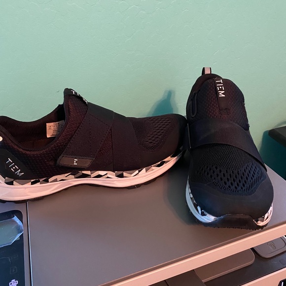 tiem spin shoes peloton